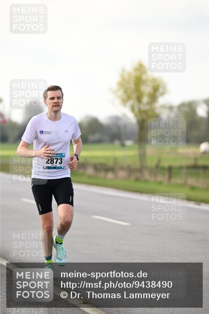 12.04.2026 - 45. Internationalen Wilhelmsburger Insellauf Dr. Thomas Lammeyer http://msf.ph/oto/9438490 12.04.2026 09:52:16 Laufen 2873 meine-sportfotos.de