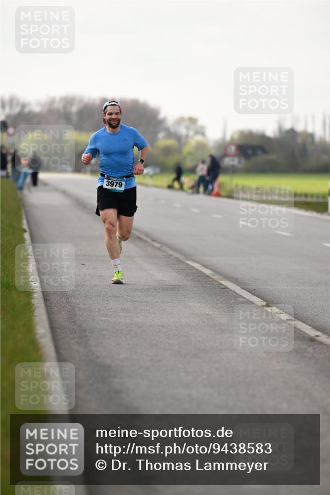 12.04.2026 - 45. Internationalen Wilhelmsburger Insellauf Dr. Thomas Lammeyer http://msf.ph/oto/9438583 12.04.2026 09:53:35 Laufen 3979 meine-sportfotos.de
