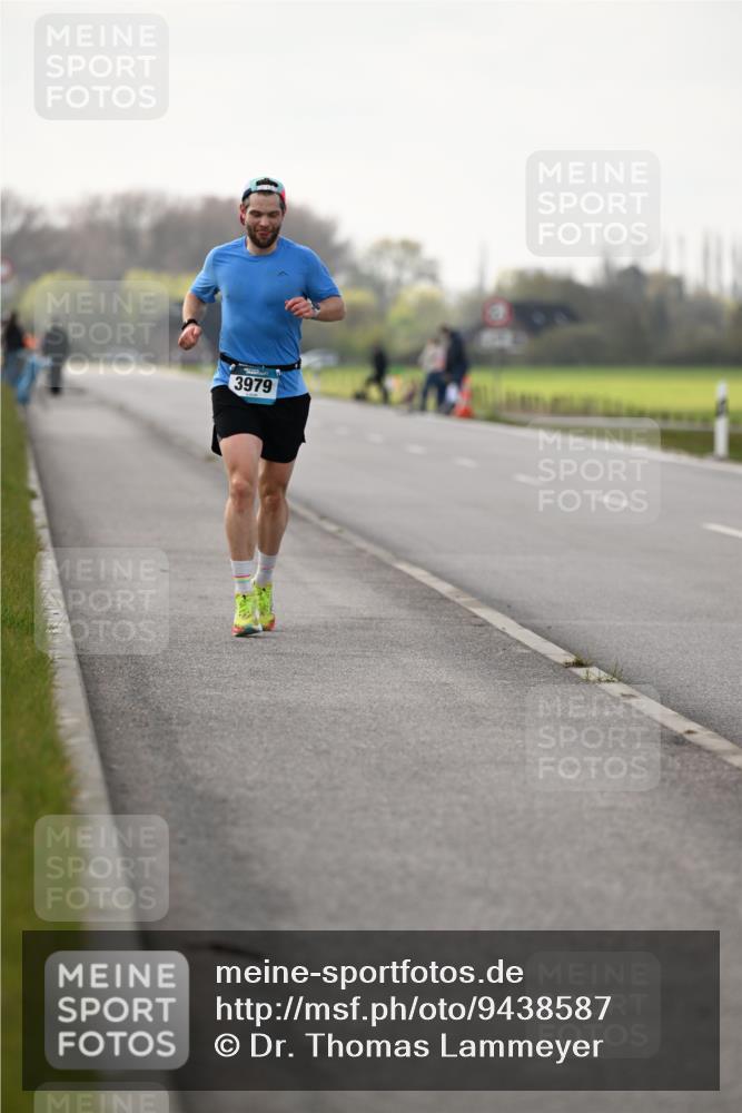 12.04.2026 - 45. Internationalen Wilhelmsburger Insellauf Dr. Thomas Lammeyer http://msf.ph/oto/9438587 12.04.2026 09:53:36 Laufen 3979 meine-sportfotos.de