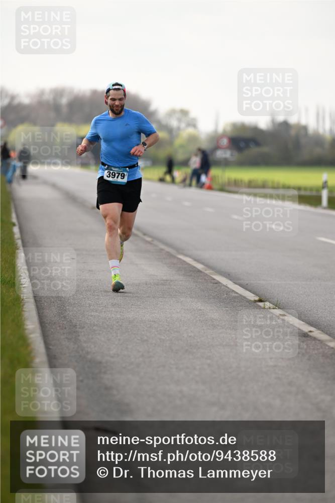 12.04.2026 - 45. Internationalen Wilhelmsburger Insellauf Dr. Thomas Lammeyer http://msf.ph/oto/9438588 12.04.2026 09:53:36 Laufen 3979 meine-sportfotos.de