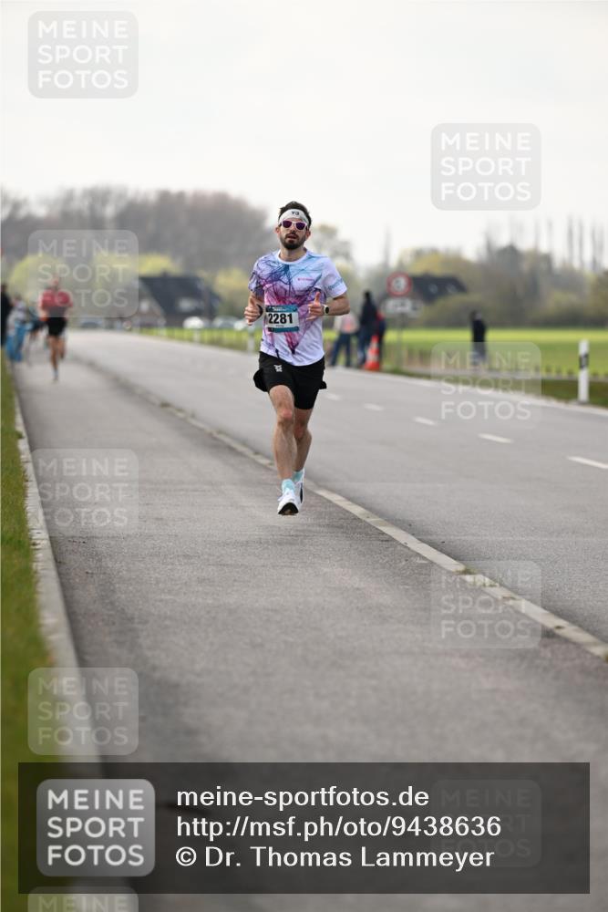12.04.2026 - 45. Internationalen Wilhelmsburger Insellauf Dr. Thomas Lammeyer http://msf.ph/oto/9438636 12.04.2026 09:54:29 Laufen 2281, 3 meine-sportfotos.de