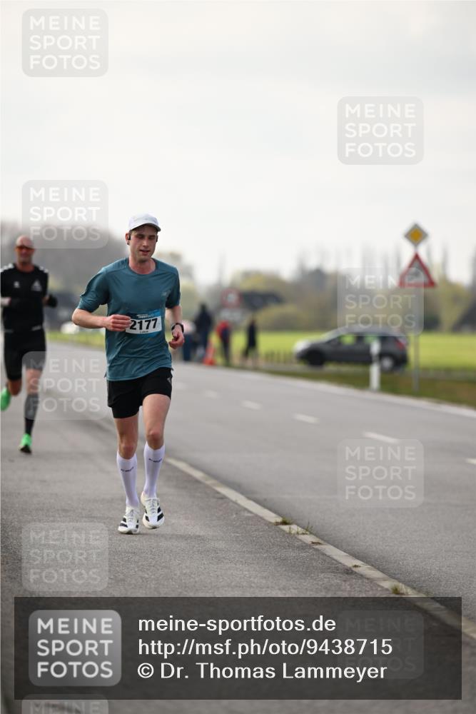 12.04.2026 - 45. Internationalen Wilhelmsburger Insellauf Dr. Thomas Lammeyer http://msf.ph/oto/9438715 12.04.2026 09:55:03 Laufen 2177 meine-sportfotos.de