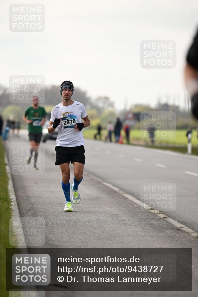 12.04.2026 - 45. Internationalen Wilhelmsburger Insellauf Dr. Thomas Lammeyer http://msf.ph/oto/9438727 12.04.2026 09:55:10 Laufen 2970 meine-sportfotos.de