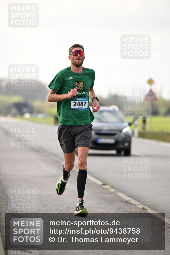 12.04.2026 - 45. Internationalen Wilhelmsburger Insellauf Dr. Thomas Lammeyer http://msf.ph/oto/9438758 12.04.2026 09:55:17 Laufen 2487 meine-sportfotos.de