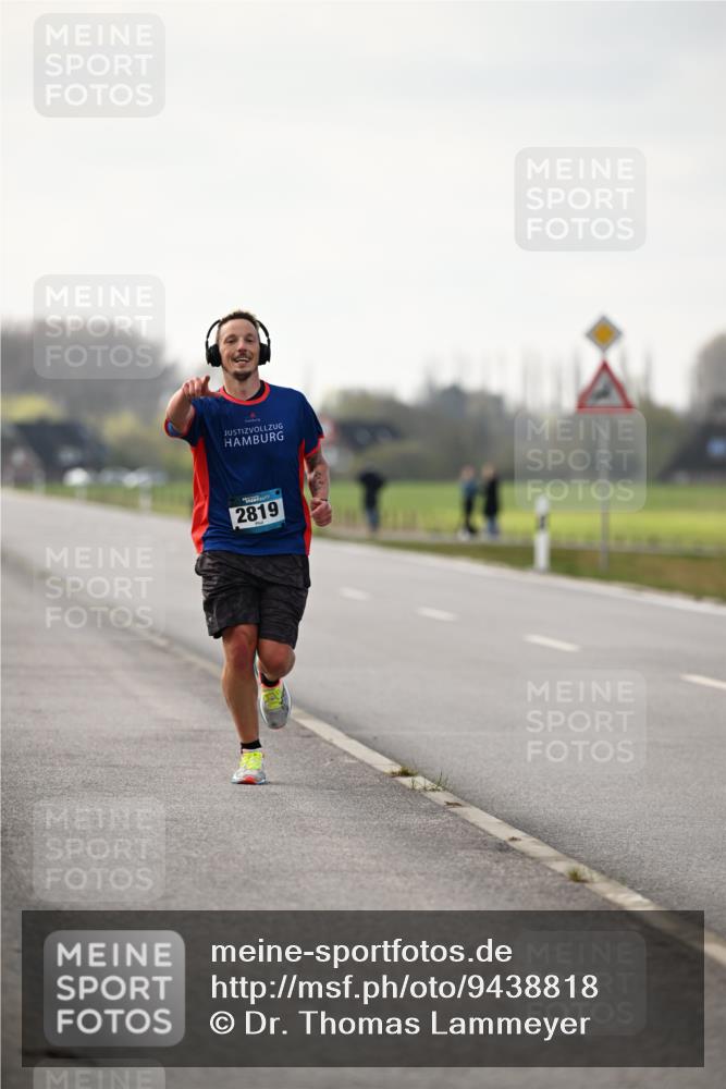 12.04.2026 - 45. Internationalen Wilhelmsburger Insellauf Dr. Thomas Lammeyer http://msf.ph/oto/9438818 12.04.2026 09:56:06 Laufen 2819 meine-sportfotos.de