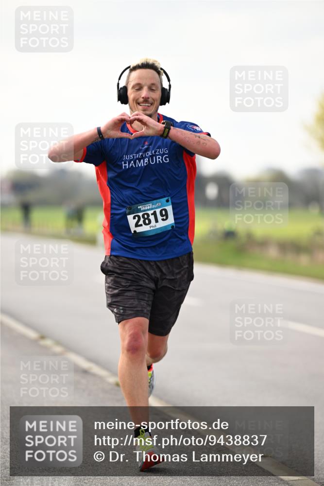 12.04.2026 - 45. Internationalen Wilhelmsburger Insellauf Dr. Thomas Lammeyer http://msf.ph/oto/9438837 12.04.2026 09:56:09 Laufen 0000, 4, 2819 meine-sportfotos.de