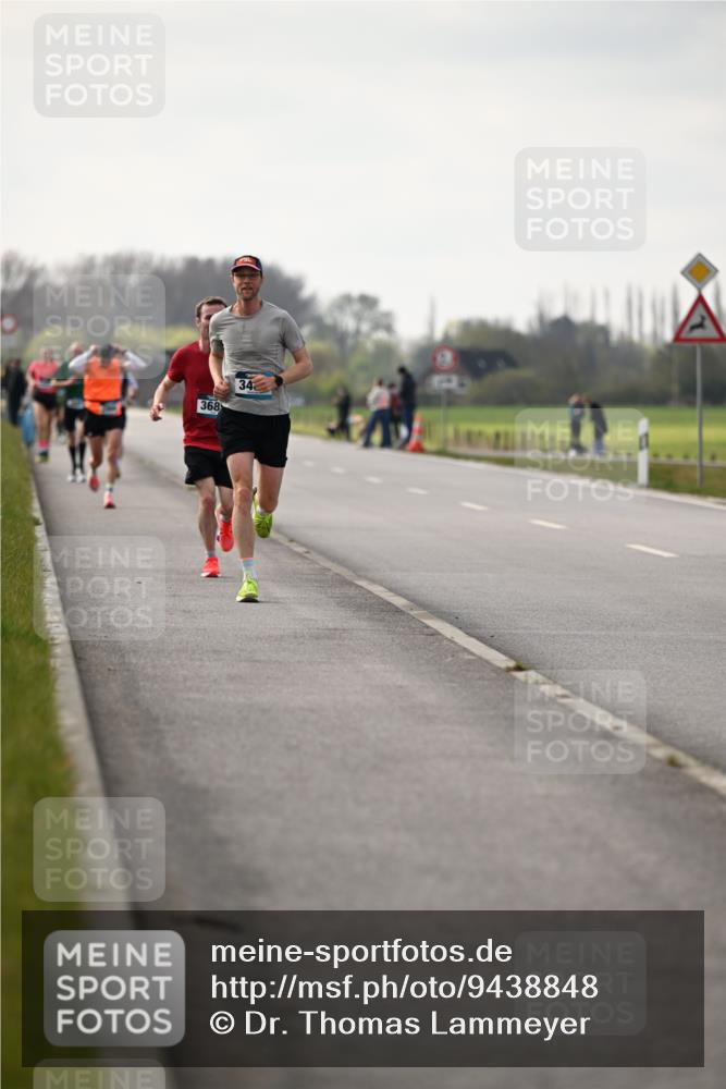 12.04.2026 - 45. Internationalen Wilhelmsburger Insellauf Dr. Thomas Lammeyer http://msf.ph/oto/9438848 12.04.2026 09:56:27 Laufen 368, 34 meine-sportfotos.de