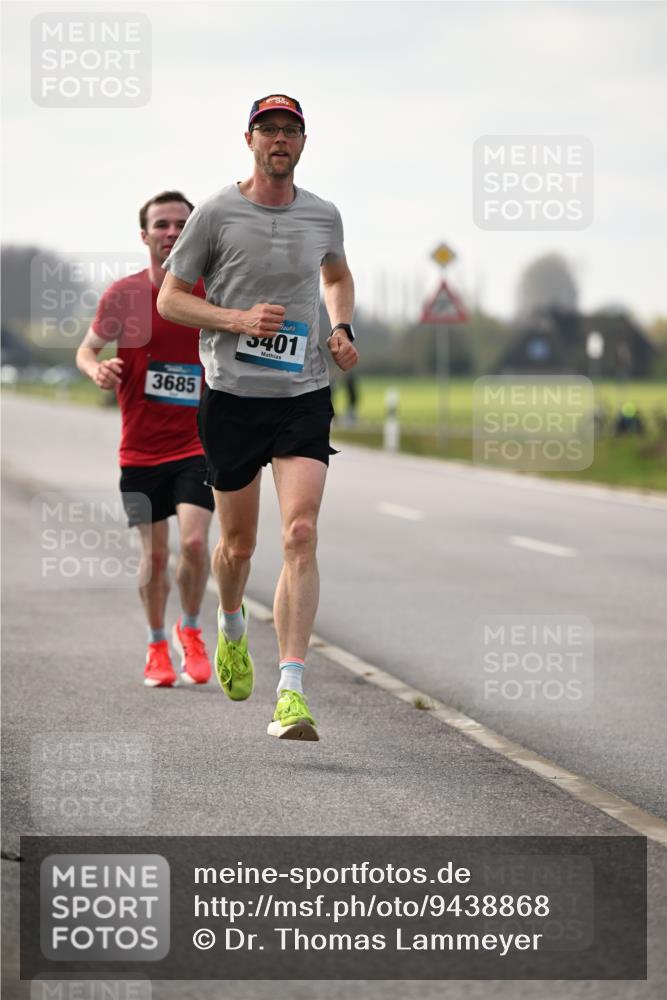 12.04.2026 - 45. Internationalen Wilhelmsburger Insellauf Dr. Thomas Lammeyer http://msf.ph/oto/9438868 12.04.2026 09:56:31 Laufen 3685, 5401 meine-sportfotos.de