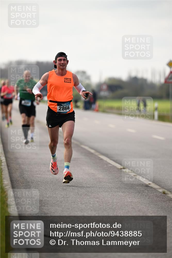 12.04.2026 - 45. Internationalen Wilhelmsburger Insellauf Dr. Thomas Lammeyer http://msf.ph/oto/9438885 12.04.2026 09:56:35 Laufen 2866 meine-sportfotos.de