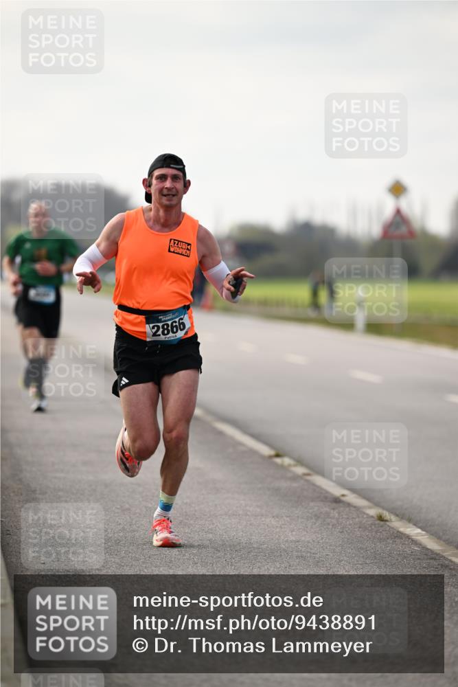 12.04.2026 - 45. Internationalen Wilhelmsburger Insellauf Dr. Thomas Lammeyer http://msf.ph/oto/9438891 12.04.2026 09:56:36 Laufen 2866 meine-sportfotos.de