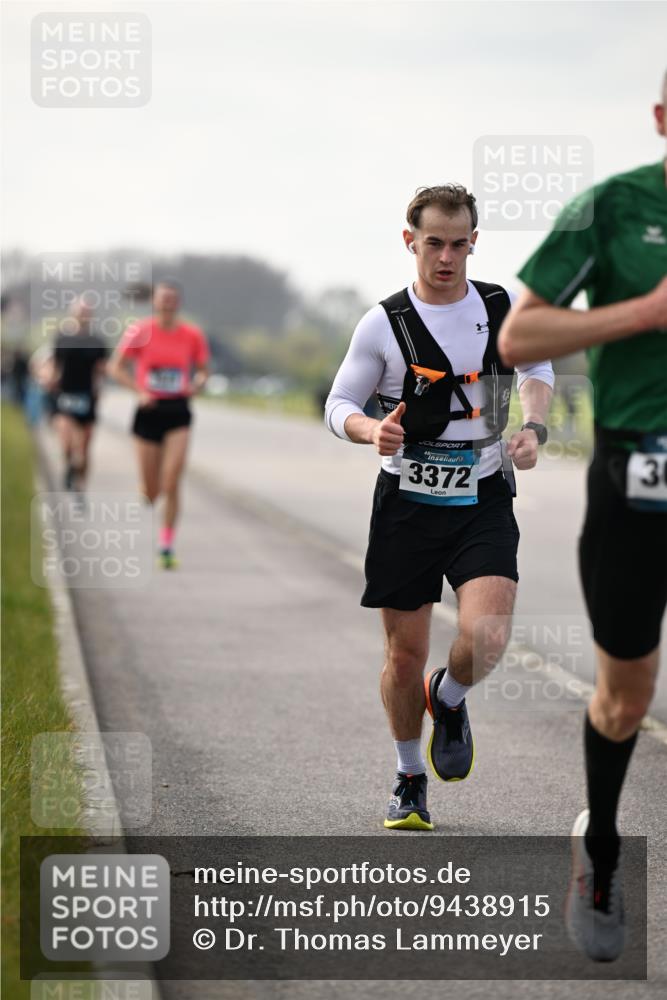 12.04.2026 - 45. Internationalen Wilhelmsburger Insellauf Dr. Thomas Lammeyer http://msf.ph/oto/9438915 12.04.2026 09:56:41 Laufen 3372, 3 meine-sportfotos.de