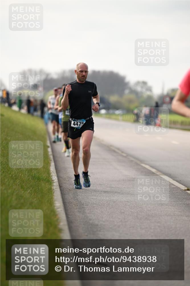 12.04.2026 - 45. Internationalen Wilhelmsburger Insellauf Dr. Thomas Lammeyer http://msf.ph/oto/9438938 12.04.2026 09:56:46 Laufen 4475 meine-sportfotos.de