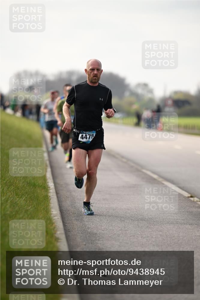 12.04.2026 - 45. Internationalen Wilhelmsburger Insellauf Dr. Thomas Lammeyer http://msf.ph/oto/9438945 12.04.2026 09:56:47 Laufen 4475 meine-sportfotos.de