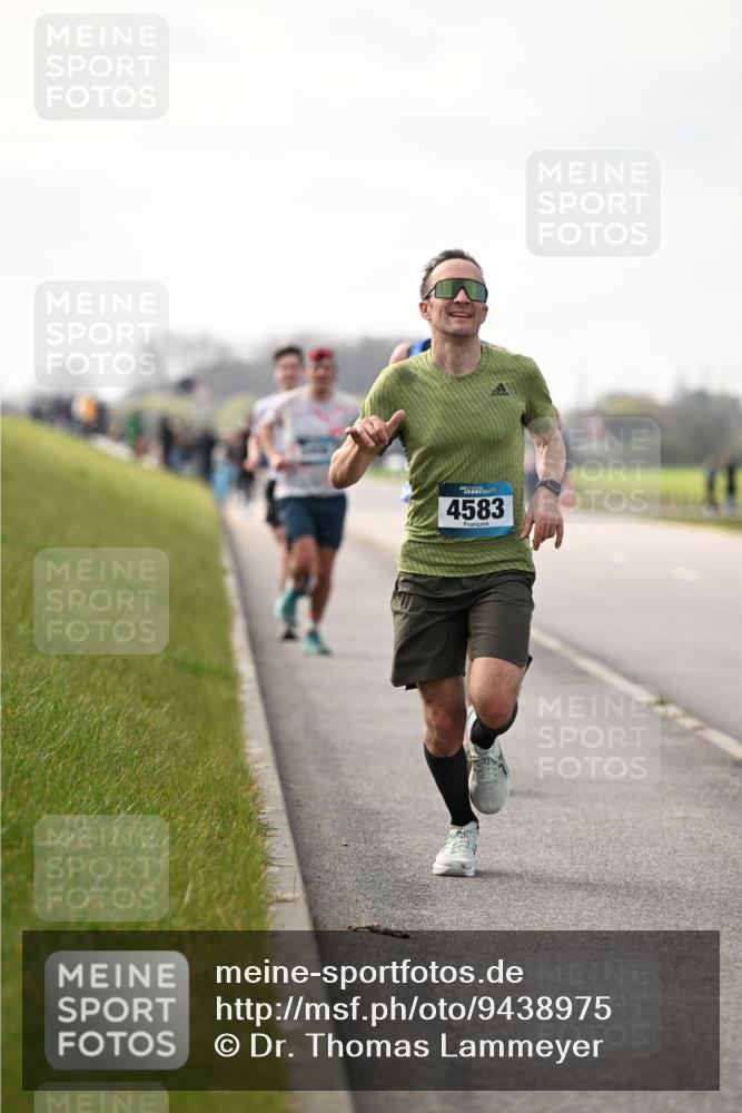 12.04.2026 - 45. Internationalen Wilhelmsburger Insellauf Dr. Thomas Lammeyer http://msf.ph/oto/9438975 12.04.2026 09:56:53 Laufen 4583 meine-sportfotos.de