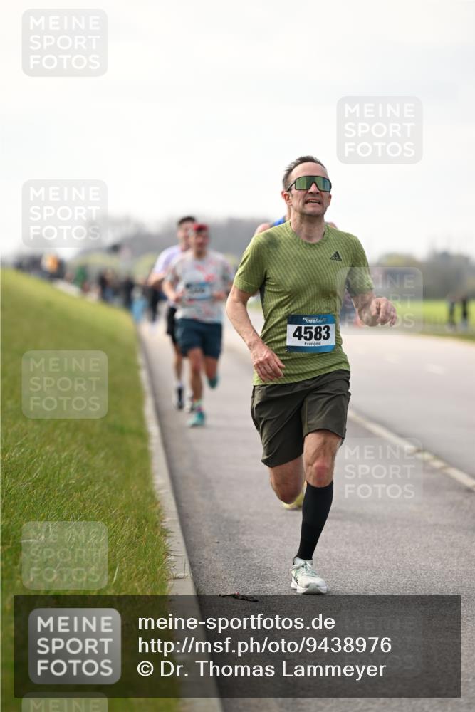 12.04.2026 - 45. Internationalen Wilhelmsburger Insellauf Dr. Thomas Lammeyer http://msf.ph/oto/9438976 12.04.2026 09:56:53 Laufen 4583 meine-sportfotos.de