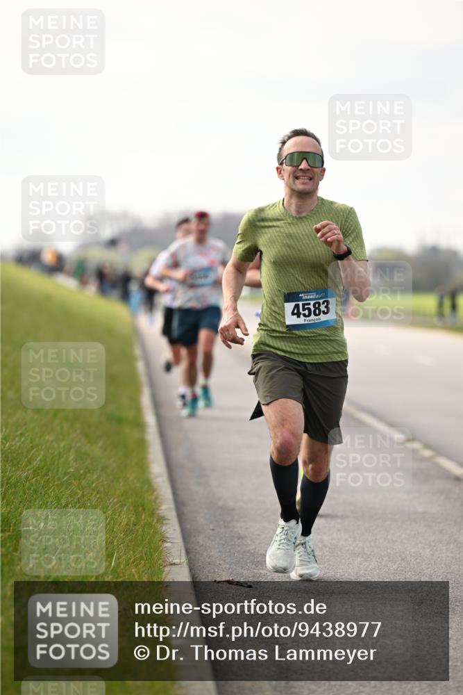 12.04.2026 - 45. Internationalen Wilhelmsburger Insellauf Dr. Thomas Lammeyer http://msf.ph/oto/9438977 12.04.2026 09:56:53 Laufen 4583 meine-sportfotos.de