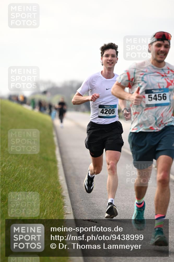 12.04.2026 - 45. Internationalen Wilhelmsburger Insellauf Dr. Thomas Lammeyer http://msf.ph/oto/9438999 12.04.2026 09:56:57 Laufen 4205, 5456 meine-sportfotos.de