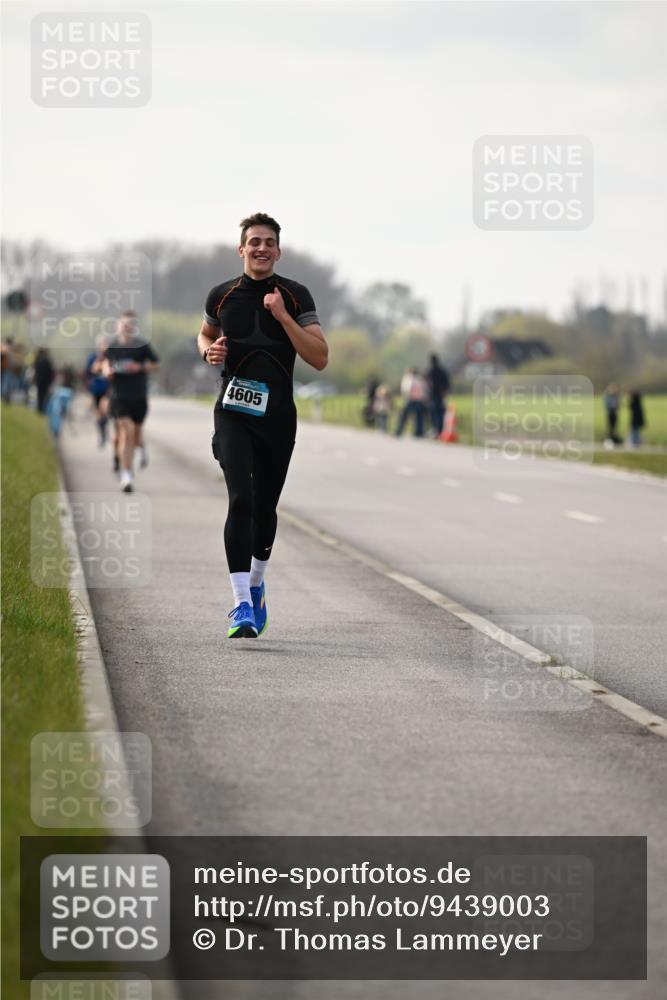 12.04.2026 - 45. Internationalen Wilhelmsburger Insellauf Dr. Thomas Lammeyer http://msf.ph/oto/9439003 12.04.2026 09:57:09 Laufen 4605 meine-sportfotos.de