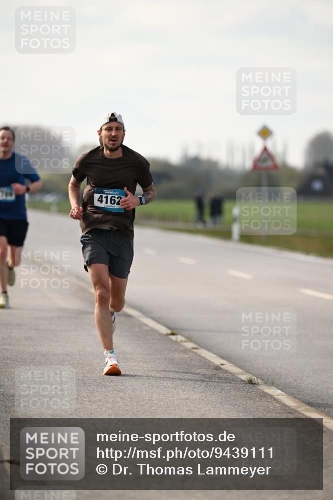 12.04.2026 - 45. Internationalen Wilhelmsburger Insellauf Dr. Thomas Lammeyer http://msf.ph/oto/9439111 12.04.2026 09:58:06 Laufen 4162, 604 meine-sportfotos.de