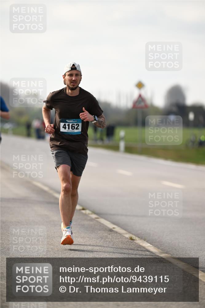 12.04.2026 - 45. Internationalen Wilhelmsburger Insellauf Dr. Thomas Lammeyer http://msf.ph/oto/9439115 12.04.2026 09:58:06 Laufen 4162 meine-sportfotos.de