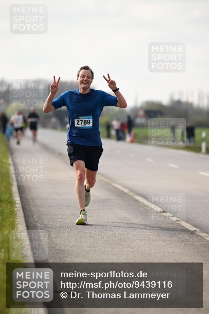 12.04.2026 - 45. Internationalen Wilhelmsburger Insellauf Dr. Thomas Lammeyer http://msf.ph/oto/9439116 12.04.2026 09:58:07 Laufen 2789 meine-sportfotos.de