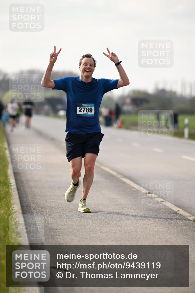 12.04.2026 - 45. Internationalen Wilhelmsburger Insellauf Dr. Thomas Lammeyer http://msf.ph/oto/9439119 12.04.2026 09:58:08 Laufen 2789 meine-sportfotos.de