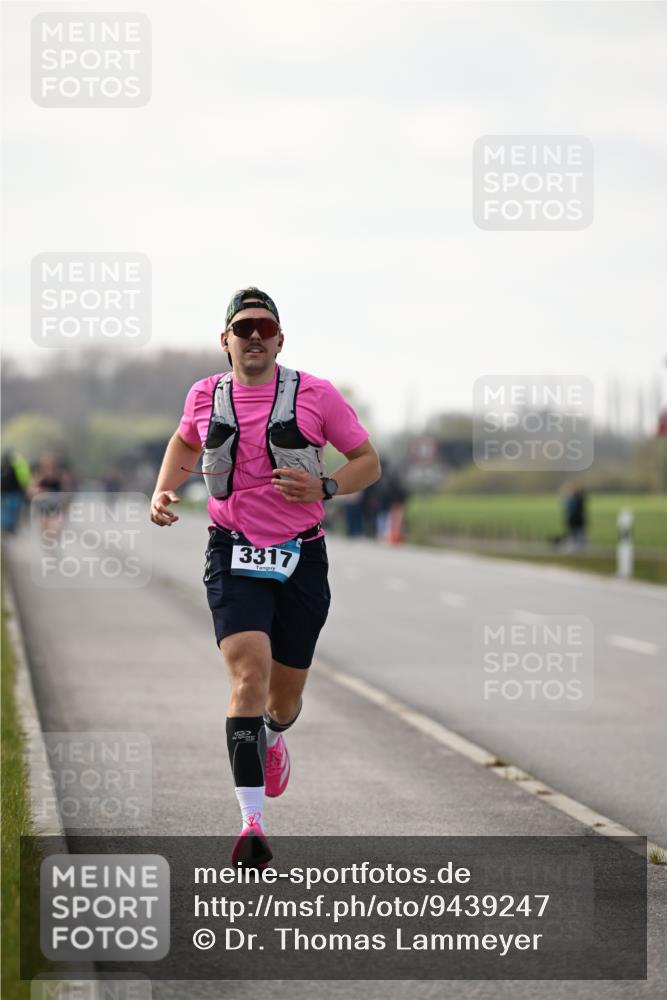 12.04.2026 - 45. Internationalen Wilhelmsburger Insellauf Dr. Thomas Lammeyer http://msf.ph/oto/9439247 12.04.2026 09:59:01 Laufen 3317 meine-sportfotos.de