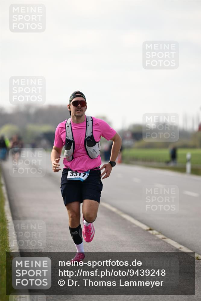 12.04.2026 - 45. Internationalen Wilhelmsburger Insellauf Dr. Thomas Lammeyer http://msf.ph/oto/9439248 12.04.2026 09:59:01 Laufen 3317 meine-sportfotos.de