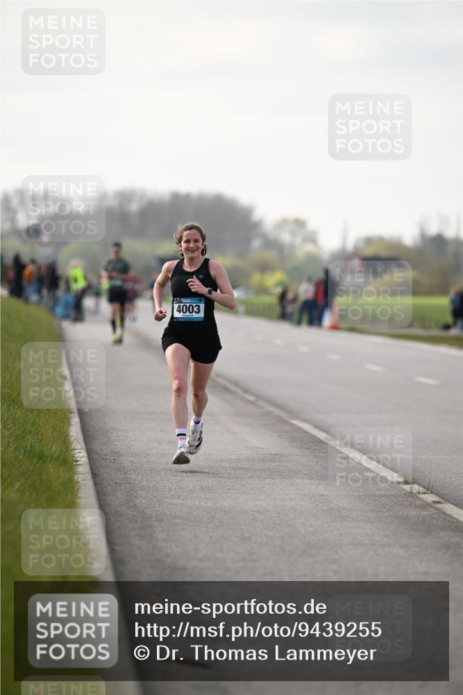 12.04.2026 - 45. Internationalen Wilhelmsburger Insellauf Dr. Thomas Lammeyer http://msf.ph/oto/9439255 12.04.2026 09:59:13 Laufen 4003 meine-sportfotos.de