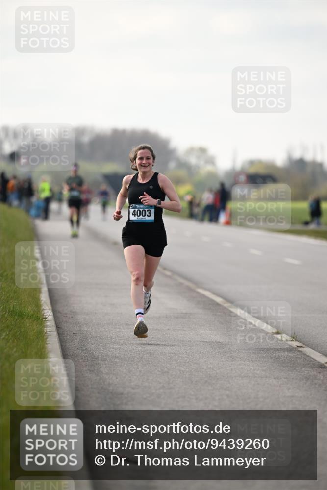 12.04.2026 - 45. Internationalen Wilhelmsburger Insellauf Dr. Thomas Lammeyer http://msf.ph/oto/9439260 12.04.2026 09:59:14 Laufen 4003 meine-sportfotos.de