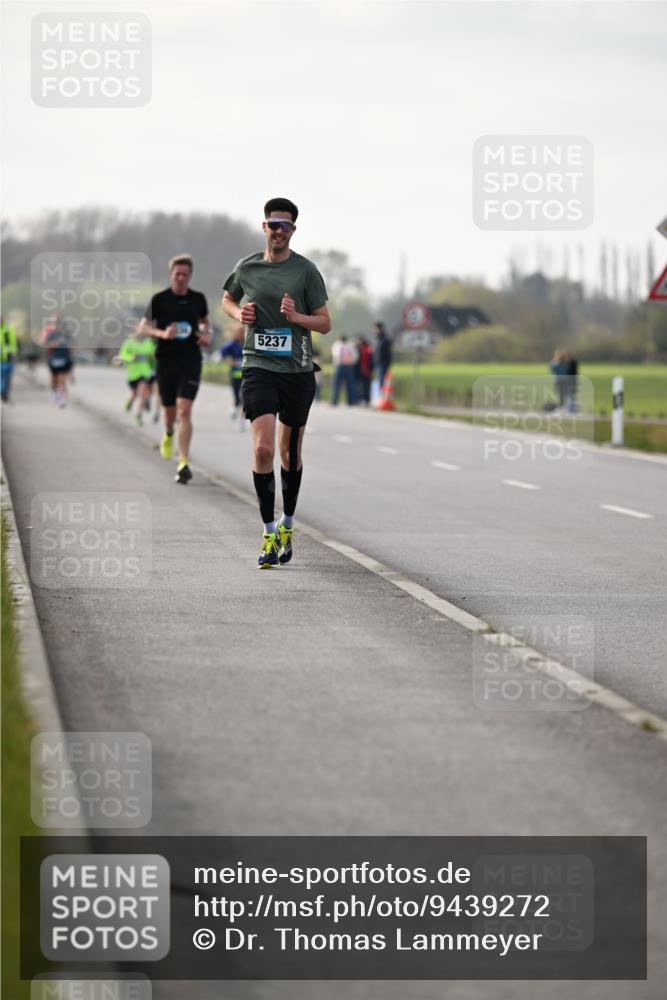 12.04.2026 - 45. Internationalen Wilhelmsburger Insellauf Dr. Thomas Lammeyer http://msf.ph/oto/9439272 12.04.2026 09:59:25 Laufen 5237 meine-sportfotos.de