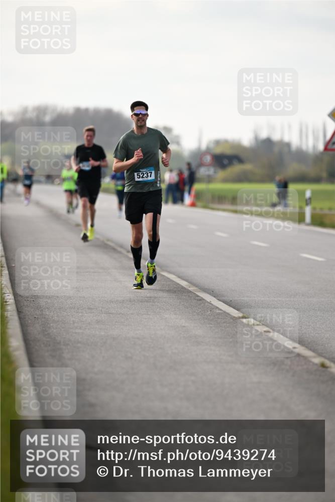 12.04.2026 - 45. Internationalen Wilhelmsburger Insellauf Dr. Thomas Lammeyer http://msf.ph/oto/9439274 12.04.2026 09:59:26 Laufen 5237 meine-sportfotos.de