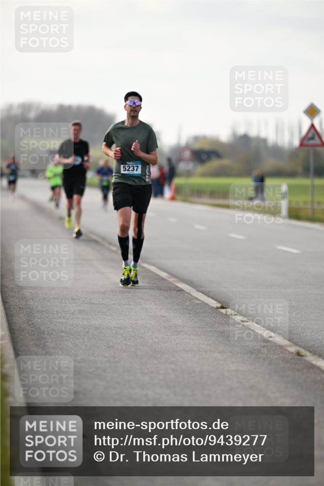 12.04.2026 - 45. Internationalen Wilhelmsburger Insellauf Dr. Thomas Lammeyer http://msf.ph/oto/9439277 12.04.2026 09:59:26 Laufen 5237 meine-sportfotos.de