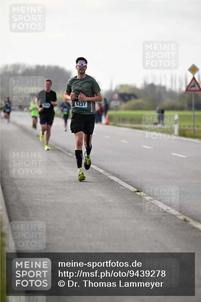12.04.2026 - 45. Internationalen Wilhelmsburger Insellauf Dr. Thomas Lammeyer http://msf.ph/oto/9439278 12.04.2026 09:59:26 Laufen 5237 meine-sportfotos.de