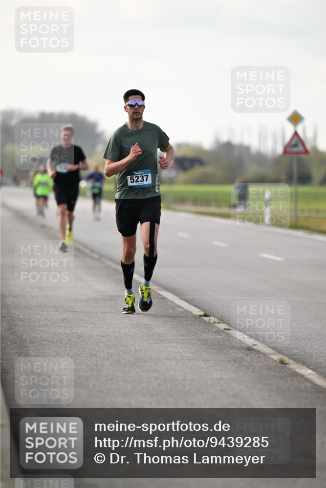 12.04.2026 - 45. Internationalen Wilhelmsburger Insellauf Dr. Thomas Lammeyer http://msf.ph/oto/9439285 12.04.2026 09:59:27 Laufen 5237 meine-sportfotos.de