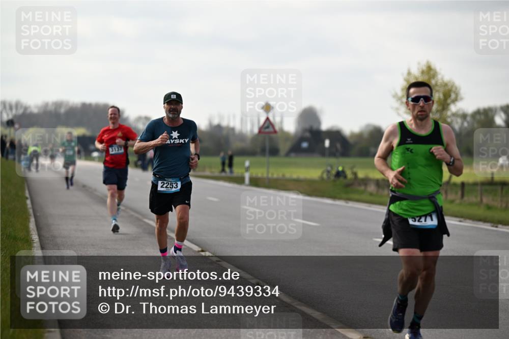 12.04.2026 - 45. Internationalen Wilhelmsburger Insellauf Dr. Thomas Lammeyer http://msf.ph/oto/9439334 12.04.2026 09:59:48 Laufen 3137, 2253, 5271 meine-sportfotos.de
