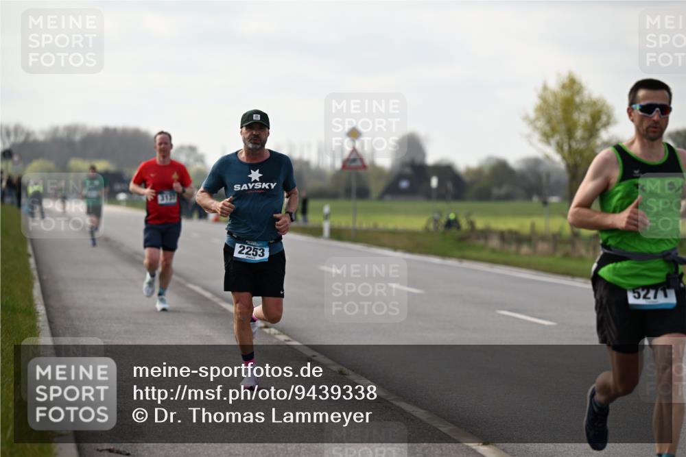 12.04.2026 - 45. Internationalen Wilhelmsburger Insellauf Dr. Thomas Lammeyer http://msf.ph/oto/9439338 12.04.2026 09:59:49 Laufen 2253, 5271 meine-sportfotos.de
