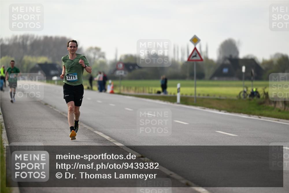 12.04.2026 - 45. Internationalen Wilhelmsburger Insellauf Dr. Thomas Lammeyer http://msf.ph/oto/9439382 12.04.2026 10:00:19 Laufen 3771 meine-sportfotos.de