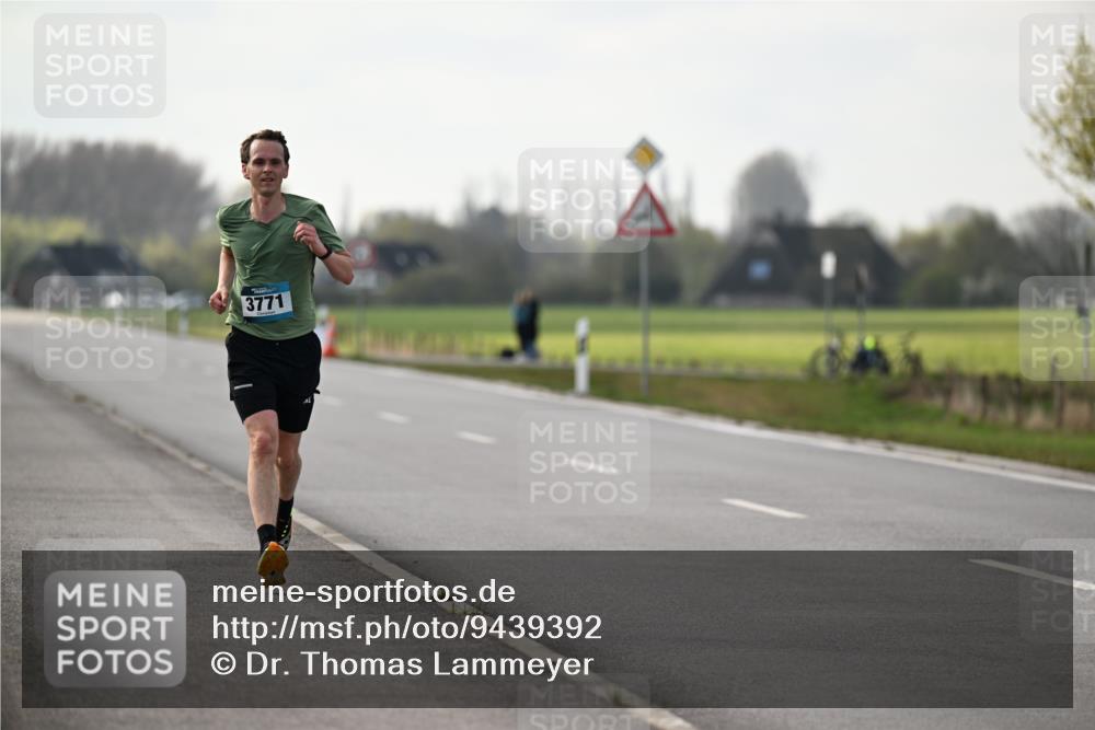 12.04.2026 - 45. Internationalen Wilhelmsburger Insellauf Dr. Thomas Lammeyer http://msf.ph/oto/9439392 12.04.2026 10:00:20 Laufen 3771 meine-sportfotos.de