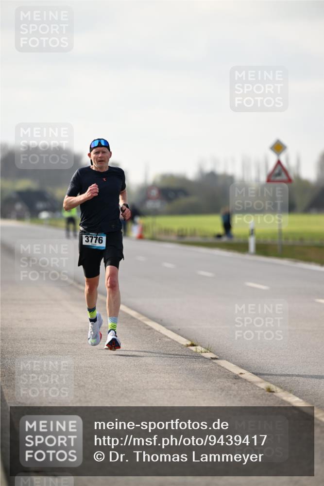 12.04.2026 - 45. Internationalen Wilhelmsburger Insellauf Dr. Thomas Lammeyer http://msf.ph/oto/9439417 12.04.2026 10:00:40 Laufen 3776 meine-sportfotos.de