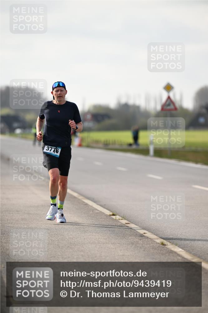 12.04.2026 - 45. Internationalen Wilhelmsburger Insellauf Dr. Thomas Lammeyer http://msf.ph/oto/9439419 12.04.2026 10:00:40 Laufen 3776 meine-sportfotos.de