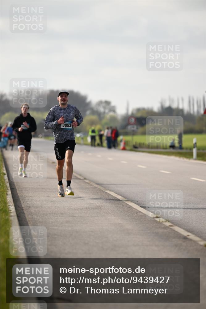 12.04.2026 - 45. Internationalen Wilhelmsburger Insellauf Dr. Thomas Lammeyer http://msf.ph/oto/9439427 12.04.2026 10:01:05 Laufen 3053 meine-sportfotos.de