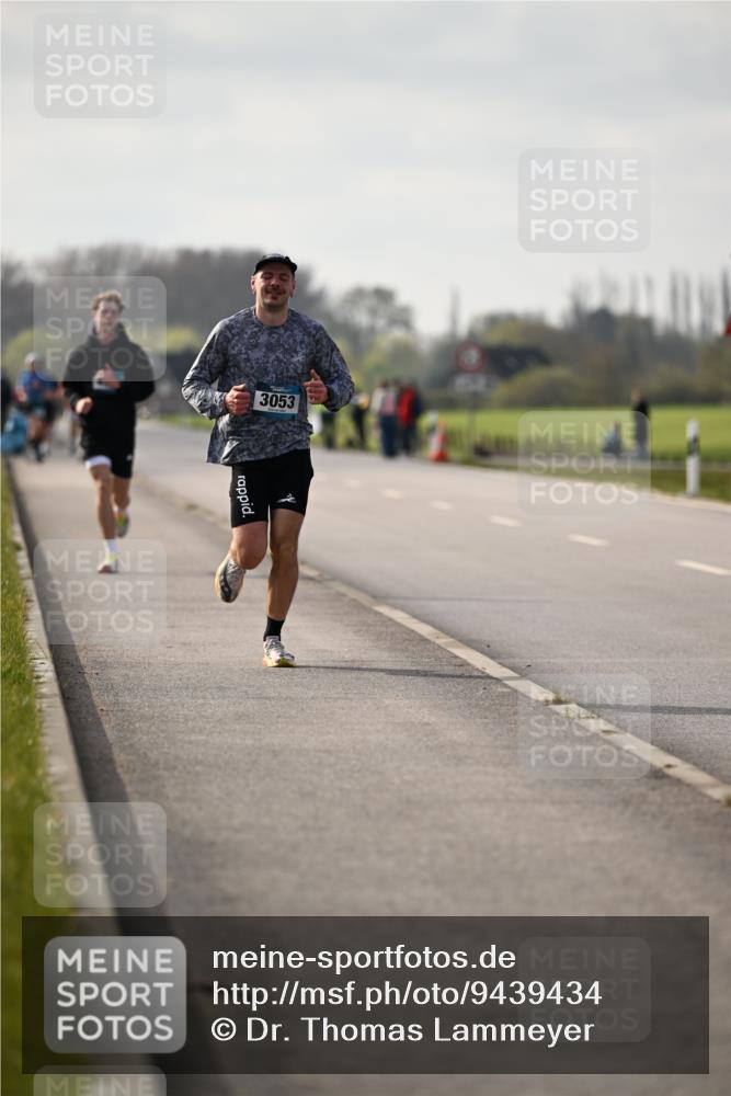 12.04.2026 - 45. Internationalen Wilhelmsburger Insellauf Dr. Thomas Lammeyer http://msf.ph/oto/9439434 12.04.2026 10:01:05 Laufen 3053 meine-sportfotos.de