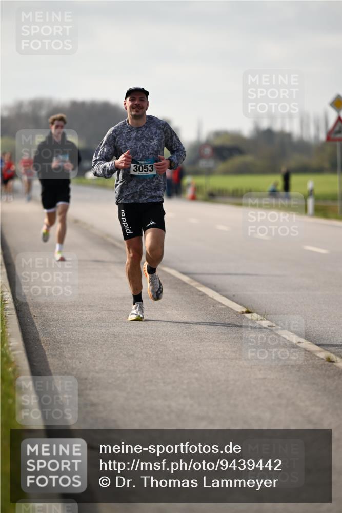 12.04.2026 - 45. Internationalen Wilhelmsburger Insellauf Dr. Thomas Lammeyer http://msf.ph/oto/9439442 12.04.2026 10:01:07 Laufen 3053 meine-sportfotos.de