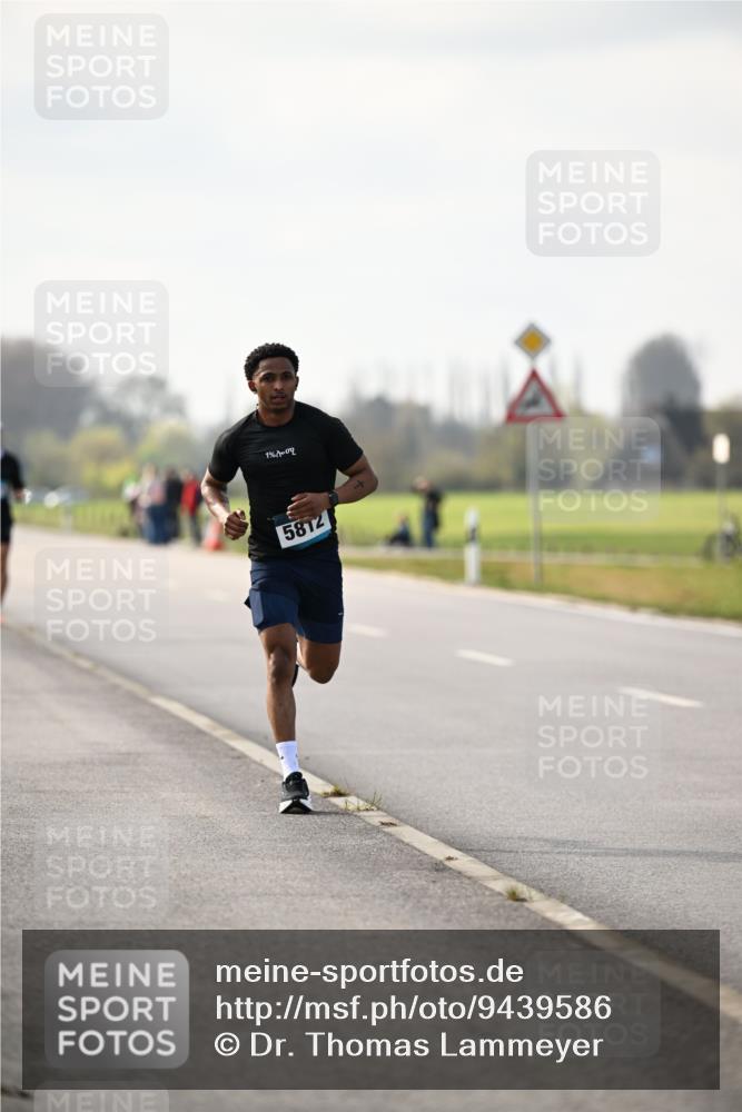 12.04.2026 - 45. Internationalen Wilhelmsburger Insellauf Dr. Thomas Lammeyer http://msf.ph/oto/9439586 12.04.2026 10:01:55 Laufen 1917009, 5812 meine-sportfotos.de