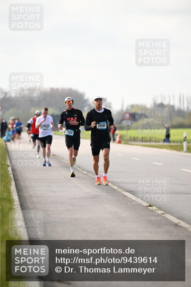 12.04.2026 - 45. Internationalen Wilhelmsburger Insellauf Dr. Thomas Lammeyer http://msf.ph/oto/9439614 12.04.2026 10:02:00 Laufen 3351, 2383, 2595 meine-sportfotos.de