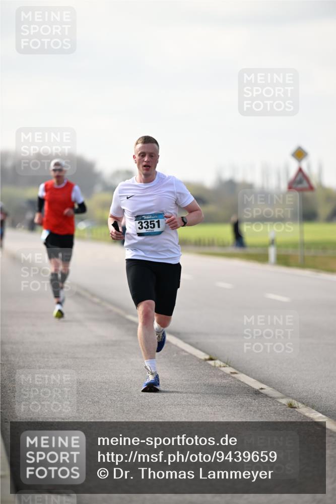 12.04.2026 - 45. Internationalen Wilhelmsburger Insellauf Dr. Thomas Lammeyer http://msf.ph/oto/9439659 12.04.2026 10:02:08 Laufen 3351 meine-sportfotos.de