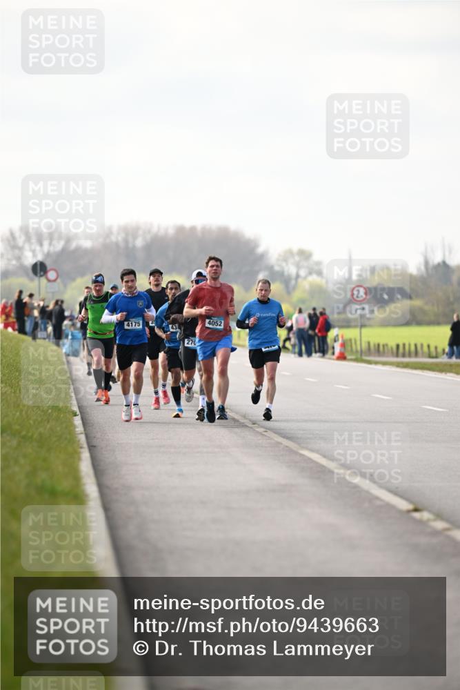 12.04.2026 - 45. Internationalen Wilhelmsburger Insellauf Dr. Thomas Lammeyer http://msf.ph/oto/9439663 12.04.2026 10:02:19 Laufen 4175, 43, 270, 4052 meine-sportfotos.de