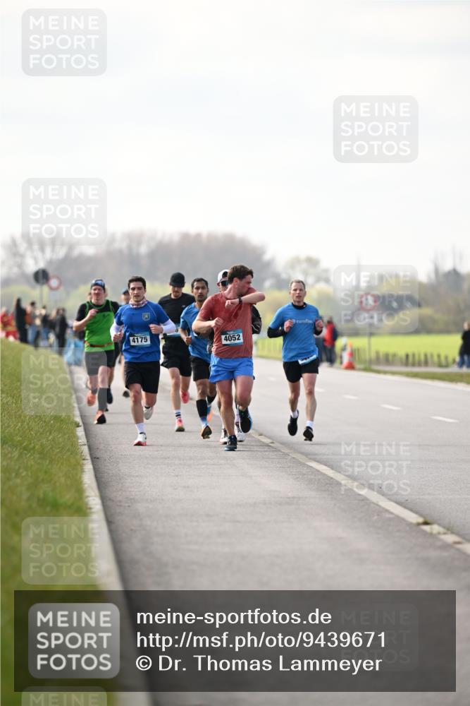 12.04.2026 - 45. Internationalen Wilhelmsburger Insellauf Dr. Thomas Lammeyer http://msf.ph/oto/9439671 12.04.2026 10:02:20 Laufen 4175, 4052 meine-sportfotos.de