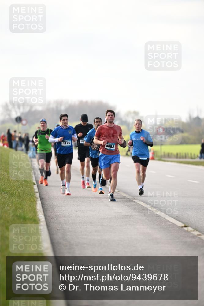 12.04.2026 - 45. Internationalen Wilhelmsburger Insellauf Dr. Thomas Lammeyer http://msf.ph/oto/9439678 12.04.2026 10:02:21 Laufen 4175, 35, 4052 meine-sportfotos.de